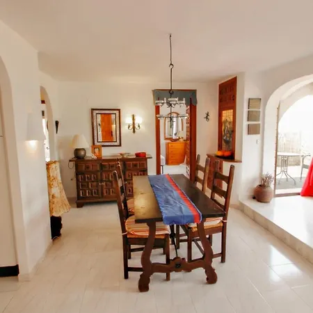 Apartment Magdalena - With Pool In